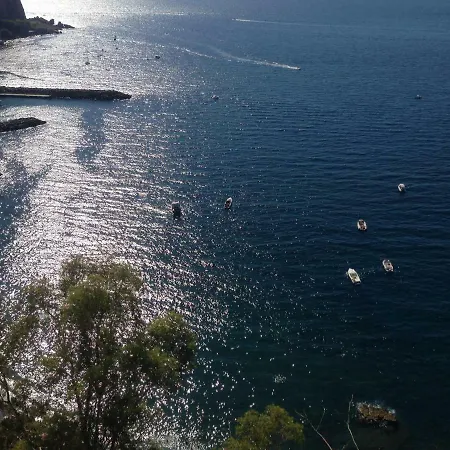 Bed & Breakfast La Grotta Marina 3*