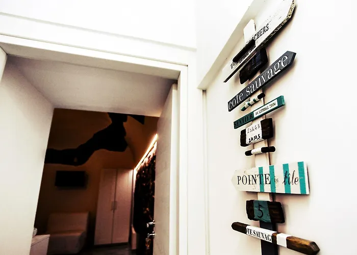 Alojamento de Acomodação e Pequeno-almoço La Grotta Marina