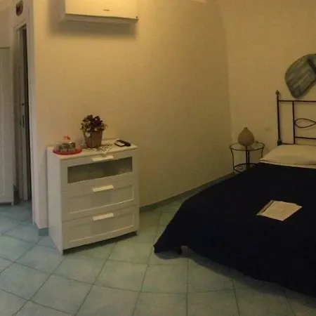 La Grotta Marina Vico Equense