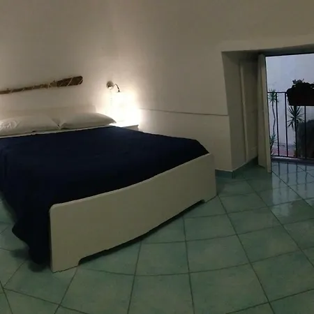 Bed & Breakfast La Grotta Marina
