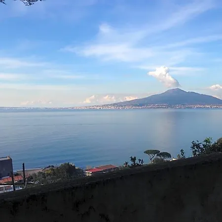 Alojamento de Acomodação e Pequeno-almoço La Grotta Marina Vico Equense